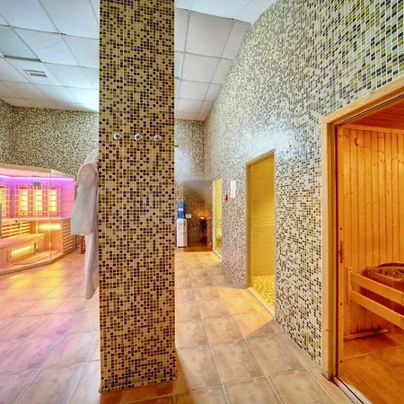Oak Paradise Apartment *