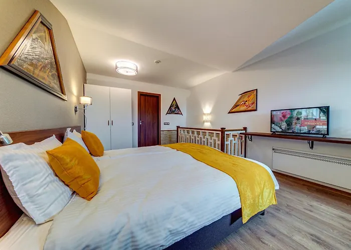 Апартамент Oak Paradise