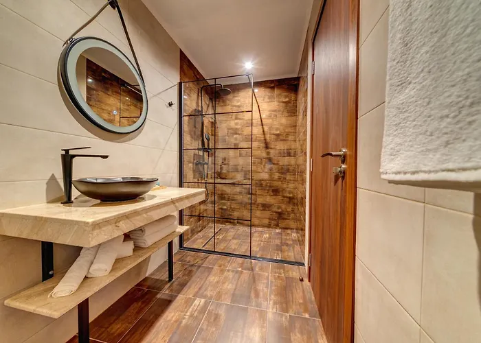 Апартамент Oak Paradise